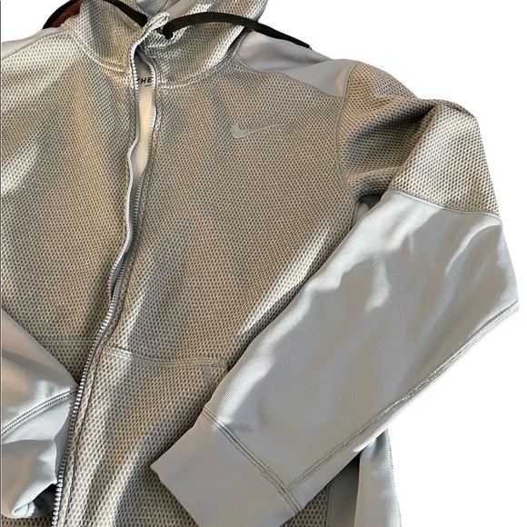 Nike Other - MENS NIKE THERMA-FIT jacket